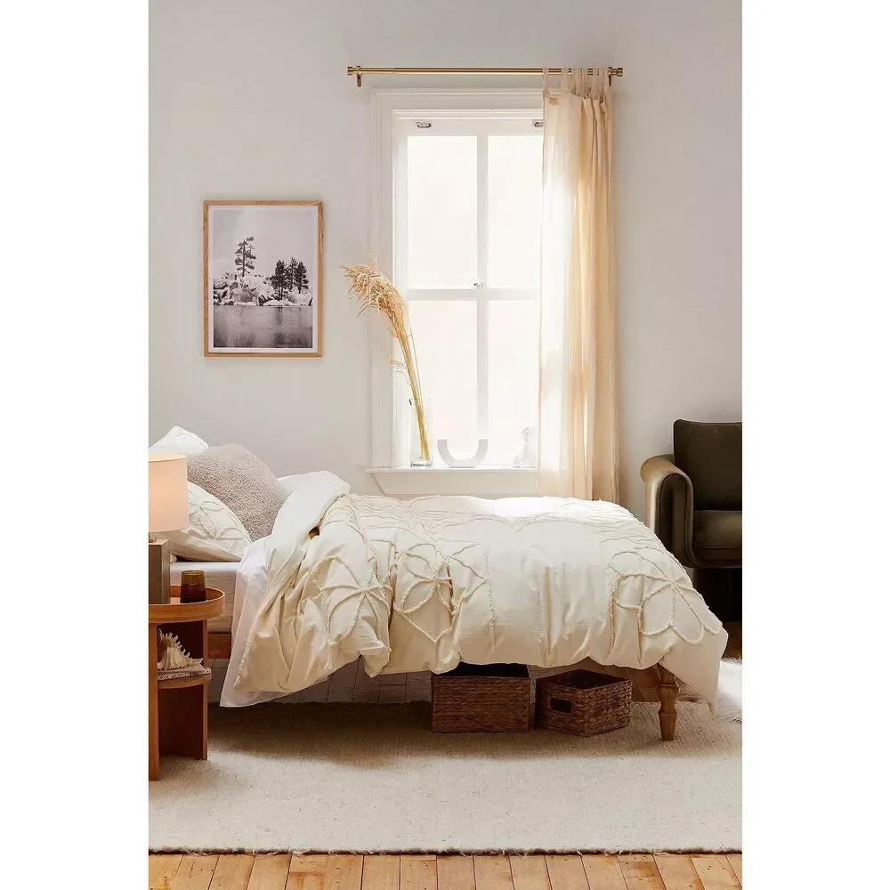New Urban Outfitters Daya Tufted Duvet Set With Reusable Fabric Bag Size Twin